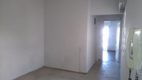 Apartamento Luminoso De 2 Dormitorios