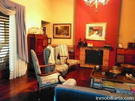 Casa En Los Laureles De Asuncion