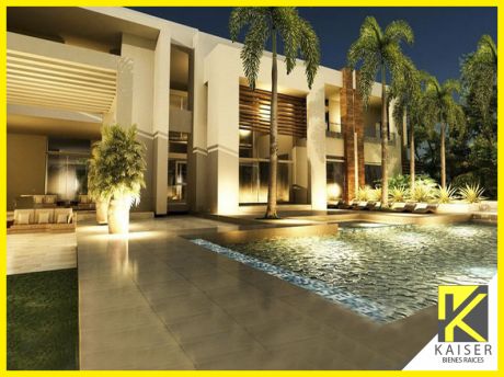 Lujosa Residencia En Colinas Del Urubo
