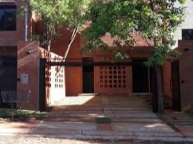Duplex En Barrio Jara