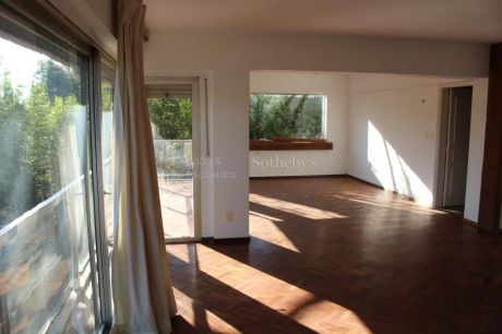Apartamento En Carrasco Centrico