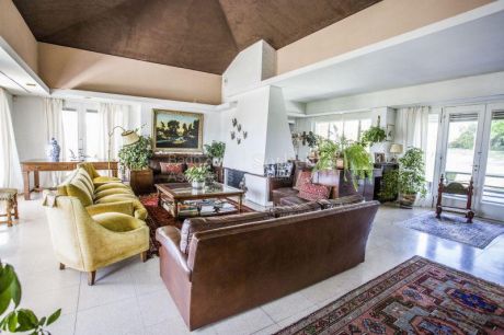 Casa Ideal Para Empresa