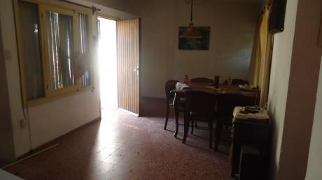 Proximo A Rivera Y Colombes, MalvÍn, Montevideo