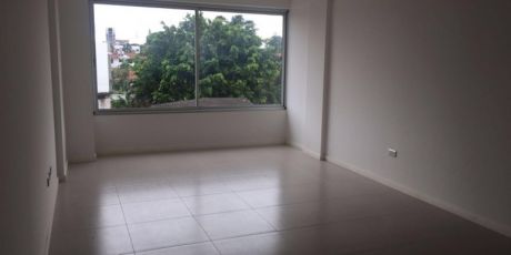 A Estrenar Bello Monoambiente En Condominio - Santa Cruz De La Sierra