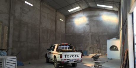 GalpÓn Para DepÓsito En Zona Comercial - Santa Cruz De La Sierra