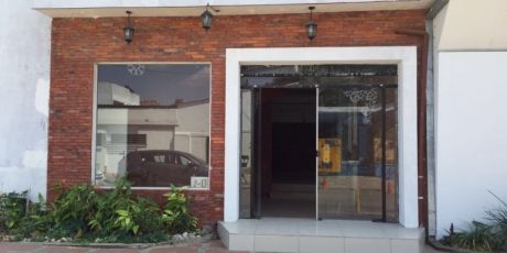 En Zona Comercial Local Rentable - Santa Cruz De La Sierra