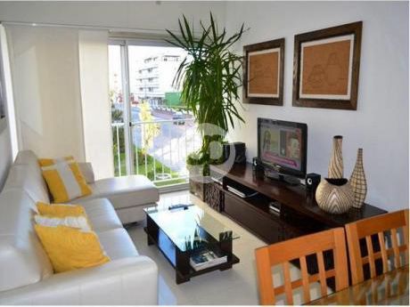 Apartamentos En Península