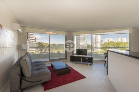 Apartamentos En Brava