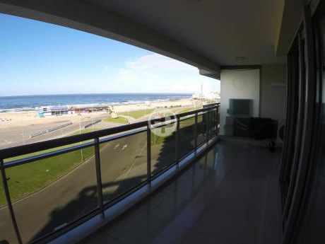 Apartamentos En Brava