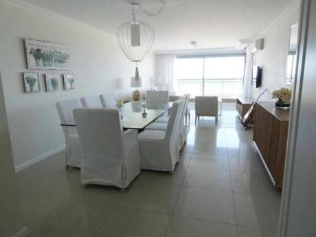 Apartamentos En Brava