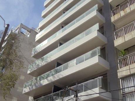 Alquiler Apartamento Nuevo Punta Carretas Con 2 Garages