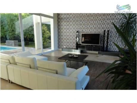 Casas En Playa Mansa