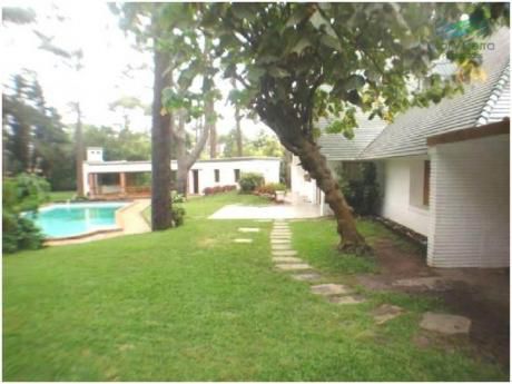 Casas En Playa Mansa