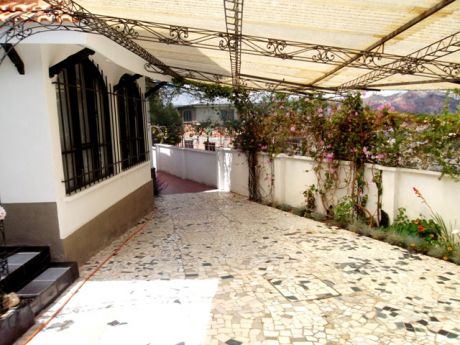 Casa En Venta - Zona Achumani