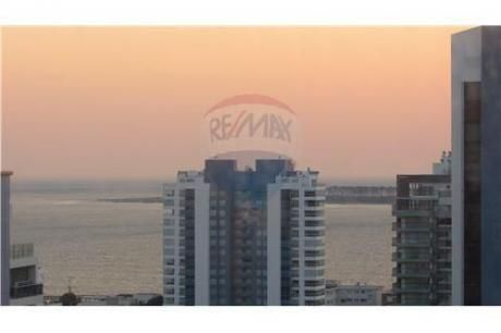 Penthouse Con Vista Al Mar Alquiler En Playa Brava