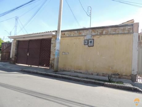 Vendo Casa Como Lote A Media Cuadra Av.villavicencio