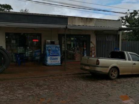 Vendo Casa Con Locales Comerciales.