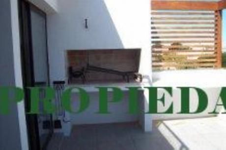Apartamentos En Manantiales