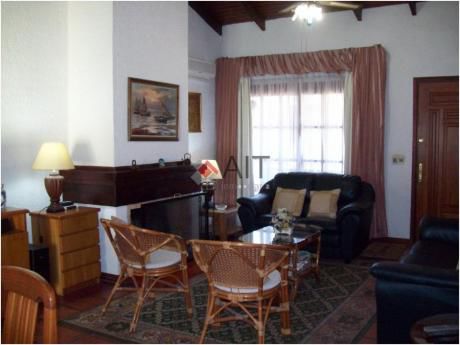 Casas En Playa Mansa