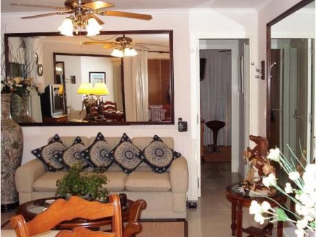 Apartamentos En Playa Brava