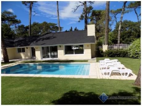 Casas En Playa Mansa