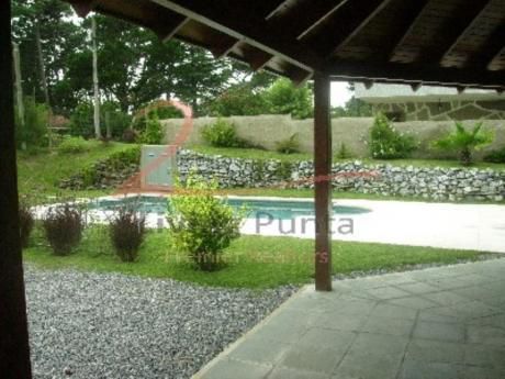 Casas En Playa Mansa