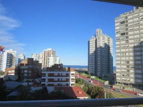 Apartamentos En Playa Brava