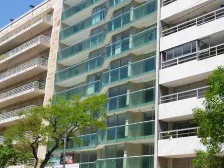 Apartamento En Venta 3 Dormitorios