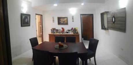Vendo Casa Con Piscina En Fernando De La Mora Norte