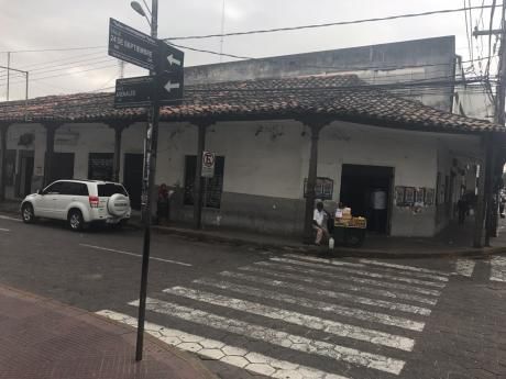Atentos Inversionistas En Venta Casa Esquina