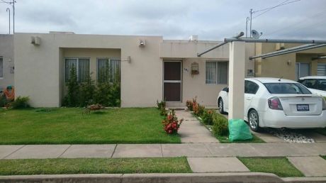 Casa En Anticretico Sevilla Terrazas 2