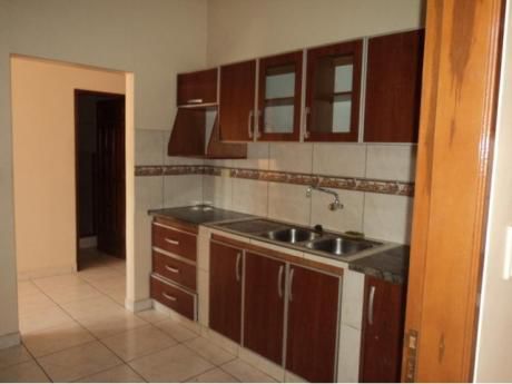 Bonito Departamento De 2 Dormitorios En Alquiler Paragua