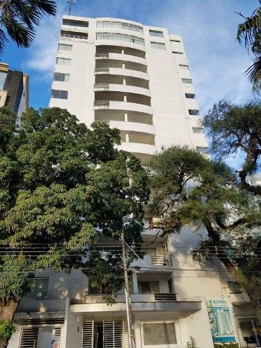 Amplio Departamenento En Avenida Las Americas