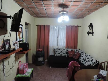 Apto - 1 Dorm. - Complejo C 8