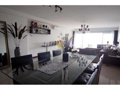 Apartamentos En Playa Brava