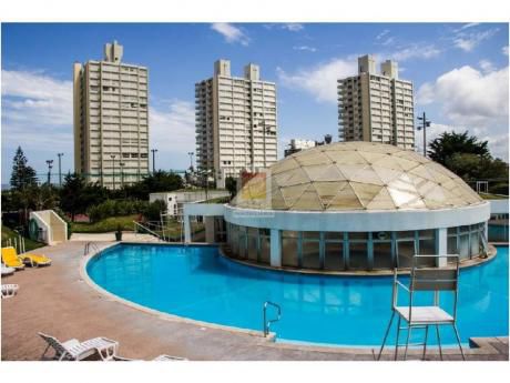 Apartamentos En Playa Mansa