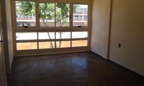 Excelente Apartamento Jacinto Vera