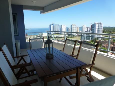 Apartamento En Alquiler 3 Dormitorios