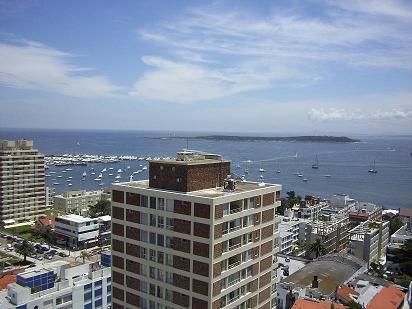 Apartamento En Alquiler 3 Dormitorios