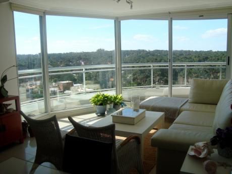 Apartamento En Alquiler 3 Dormitorios