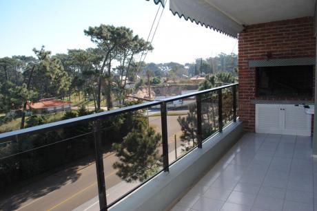 Apartamento En Alquiler 4 Dormitorios