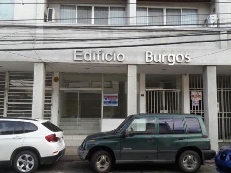 En Venta Hermosa Oficina En El Edificio Burgos