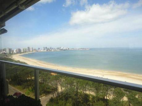 Apartamento En Alquiler 3 Dormitorios