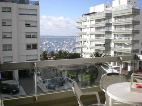 Apartamento En Alquiler 3 Dormitorios