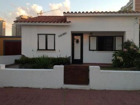 Casa En Alquiler 2 Dormitorios