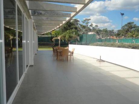 Apartamento En Alquiler 3 Dormitorios