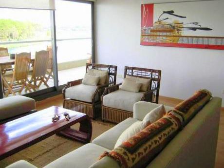 Apartamento En Alquiler 3 Dormitorios