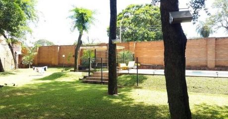 Vendo Casa Con Patio Grande En Condominio Cerrado. Zona Pinedo.