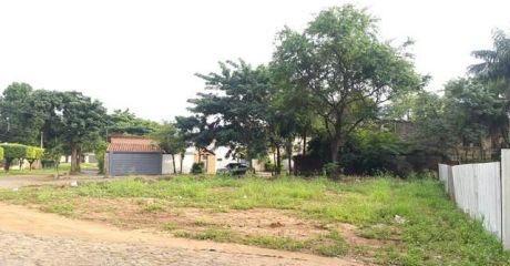 Propietario Vende Esquina 31 X 19. Zona Colegio Asuncion.