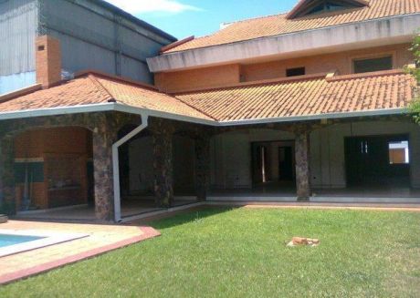 Vendo Residencia A Terminar En Zona Carmelitas....ver Detalles